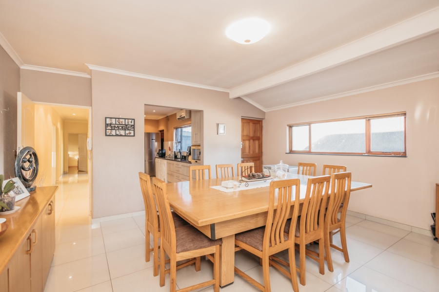 7 Bedroom Property for Sale in Elim Western Cape